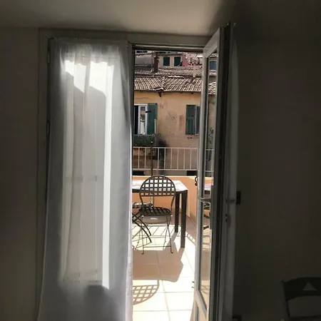 Alloggio Elegante E Accogliente In Centro Storico Ventimiglia